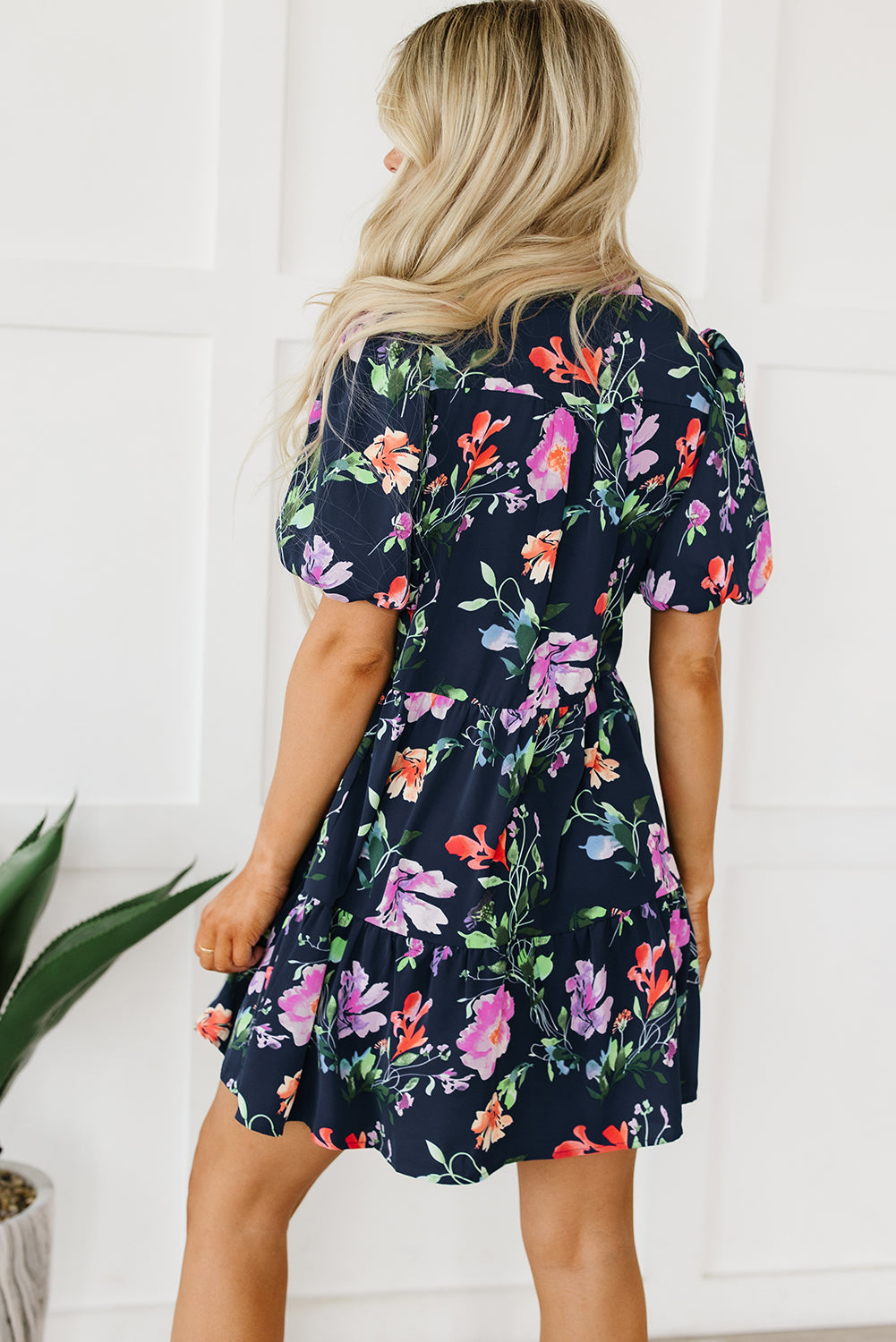 Black Floral Short Bubble Sleeve Button Mandarin Collar Dress